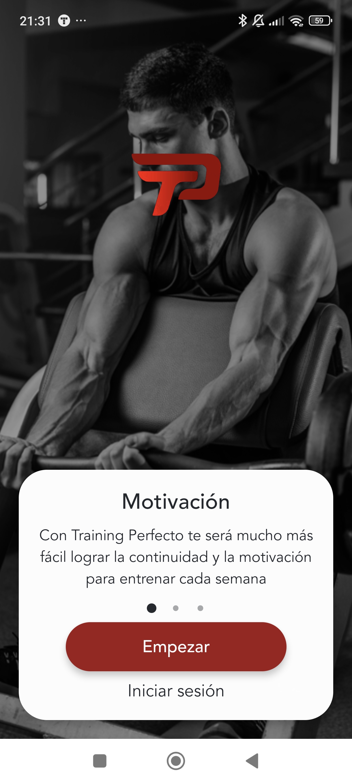 Pantalla de entrenamiento de la app Training Perfecto mostrando instrucciones detalladas de ejercicios